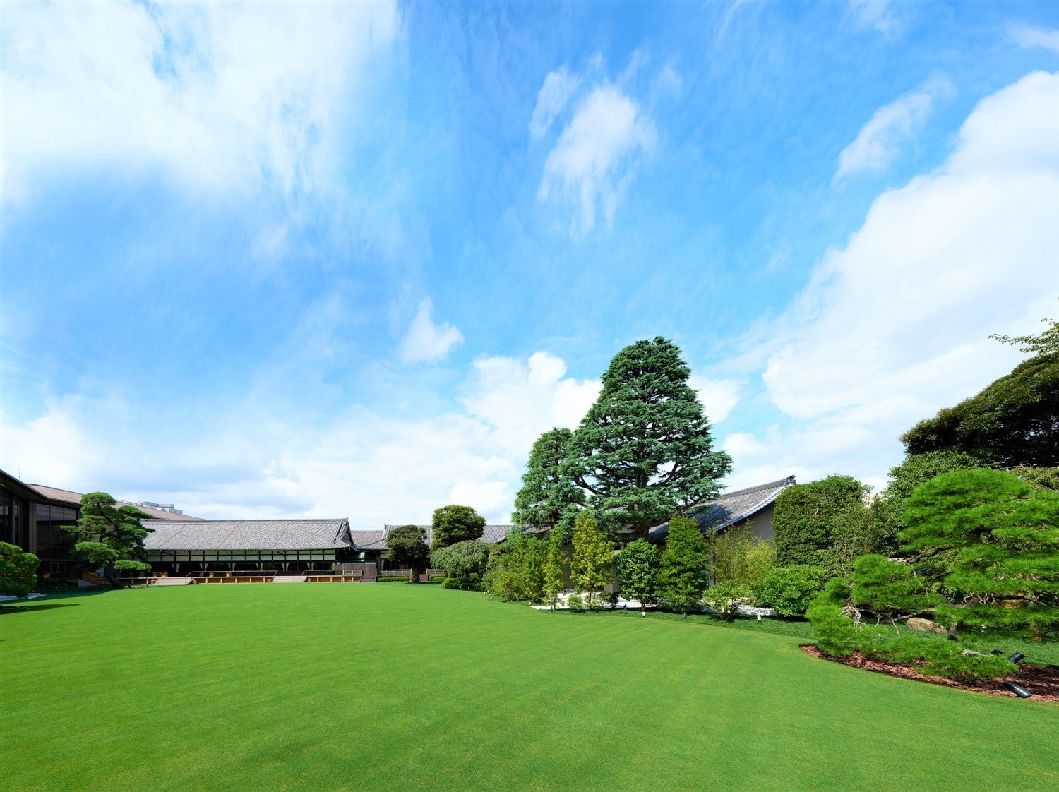 【令和4年特別企画】結婚につながる出会いを本気で応援！「明治記念館」にて『独婚祭 Xmas Special 2022』12月24日(土)開催のサブ画像2_明治記念館（庭園）