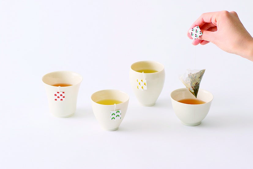 【自治体婚活】石川県がオンライン婚活イベント「石川の和菓子deうまいもん婚」を開催！  よしもと住みます芸人の「ぶんぶんボウル」さんが司会進行 のサブ画像4_加賀いろはテトラシリーズ 「梅テトラ―加賀ほうじ茶―』を事前にご自宅にお届けいたします。